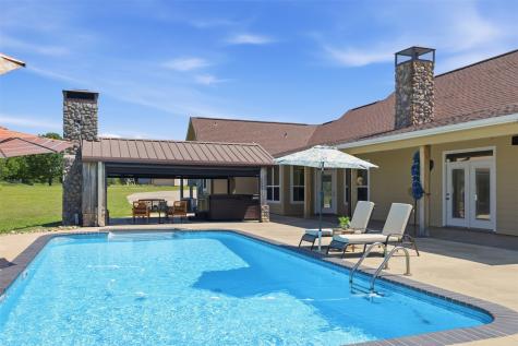 1676 NW County Road 1030 Mount Vernon TX 75457