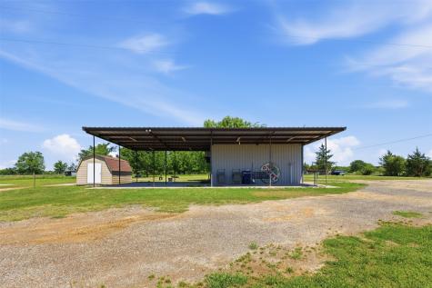1676 NW County Road 1030 Mount Vernon TX 75457