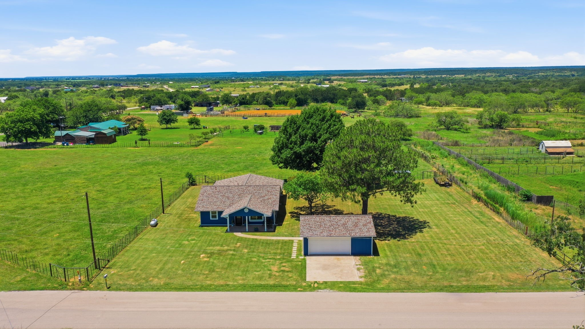 1198 Poe Prairie Road Millsap TX 76066