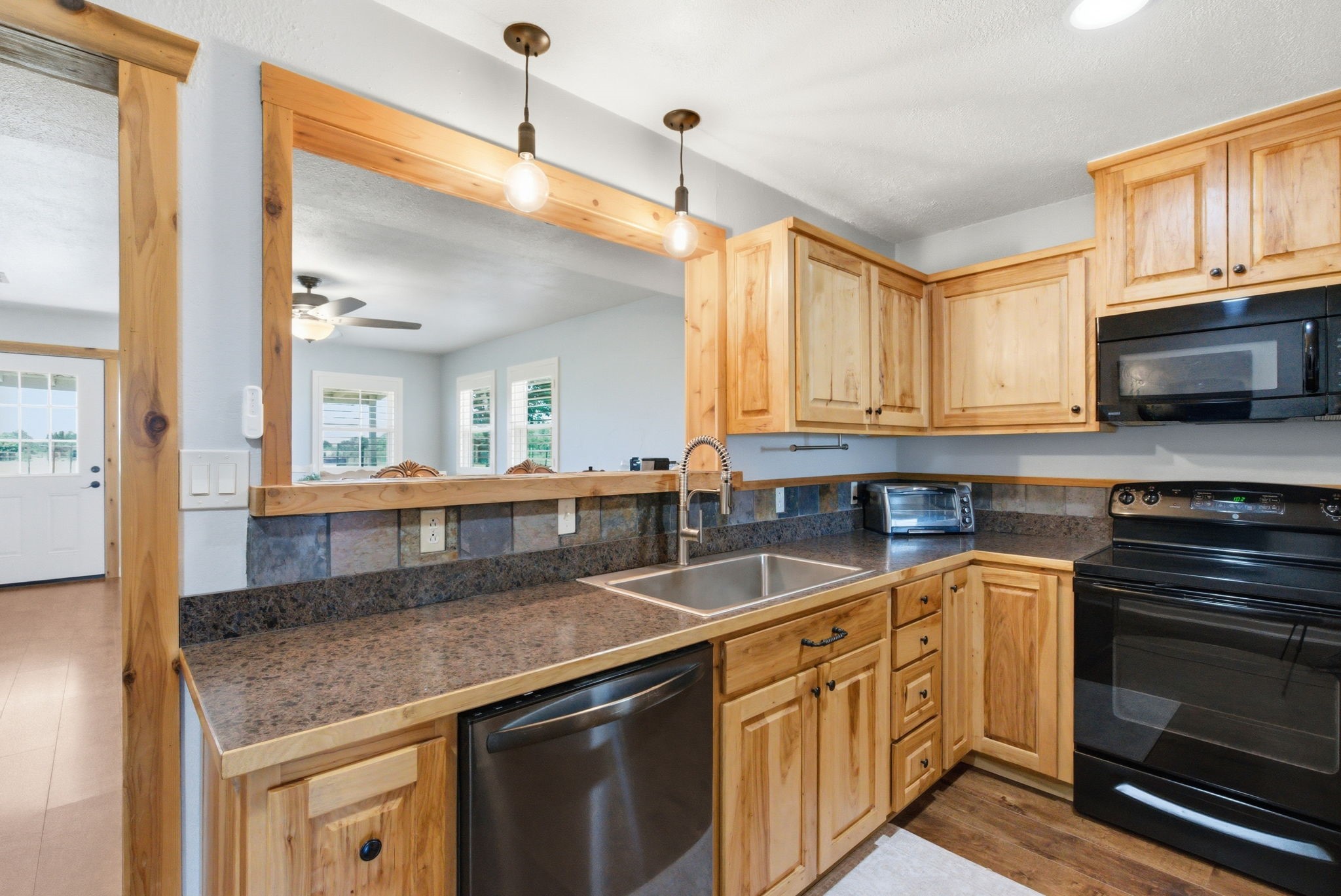 1198 Poe Prairie Road Millsap TX 76066
