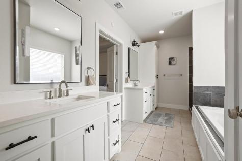 112 Chisolm Trail Pottsboro TX 75076