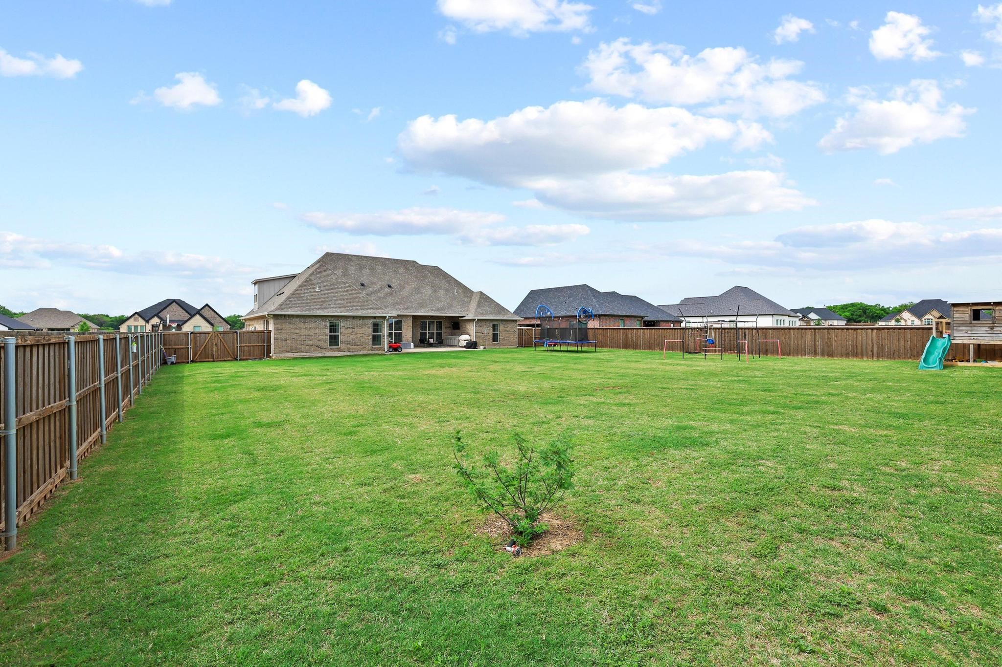 112 Chisolm Trail Pottsboro TX 75076