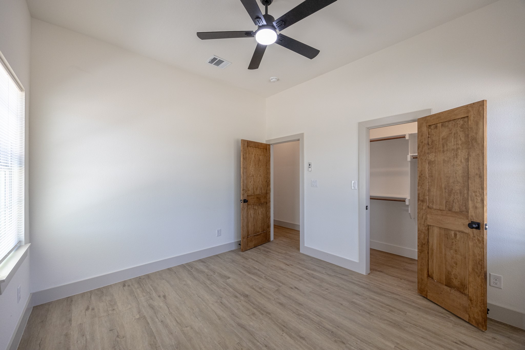 820 Glen Garden Fort Worth TX 76104