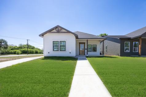 820 Glen Garden Fort Worth TX 76104