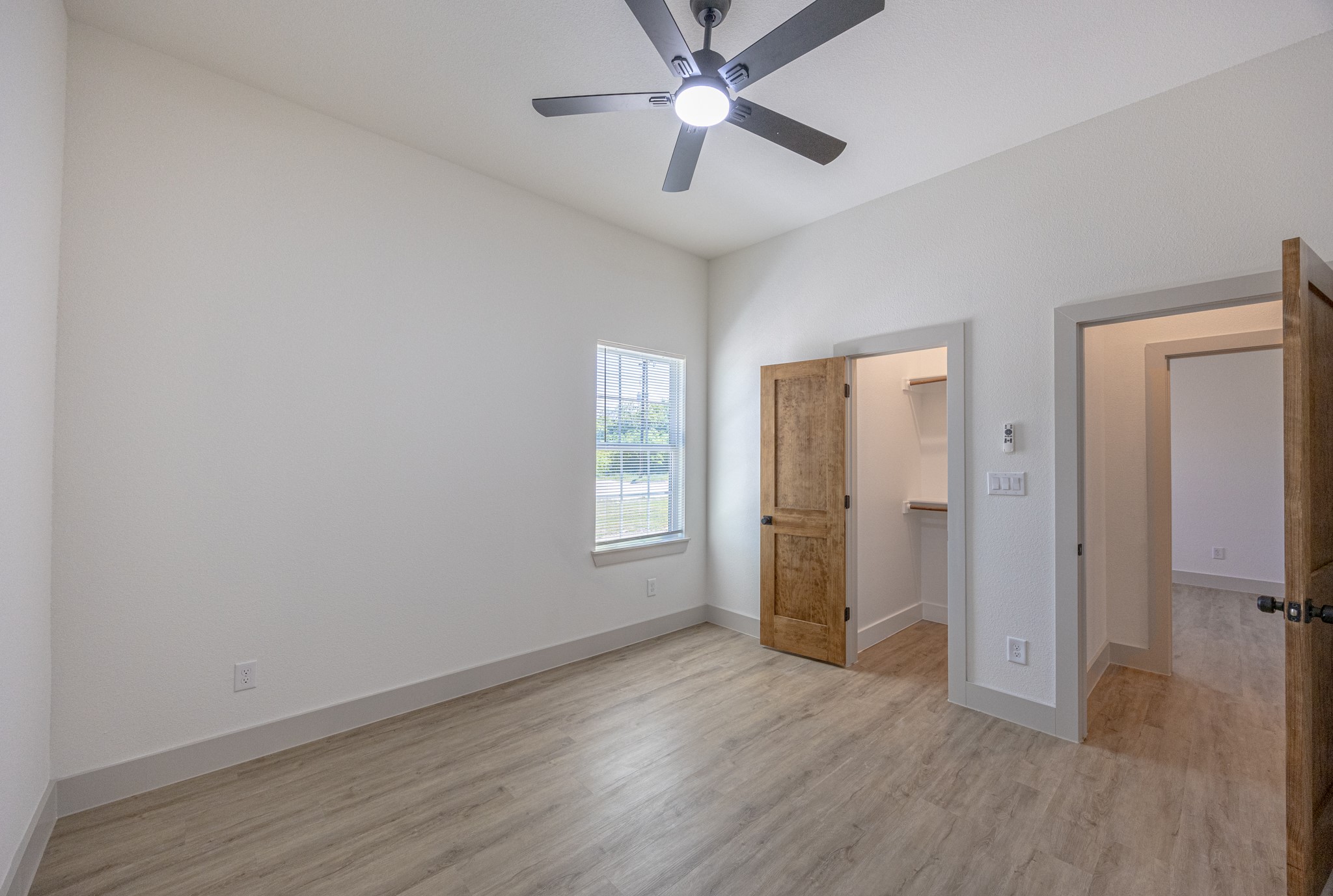 820 Glen Garden Fort Worth TX 76104
