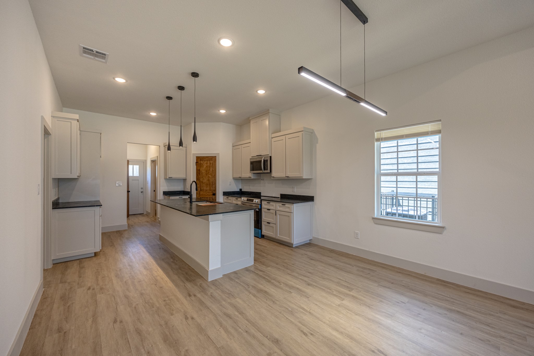 820 Glen Garden Fort Worth TX 76104