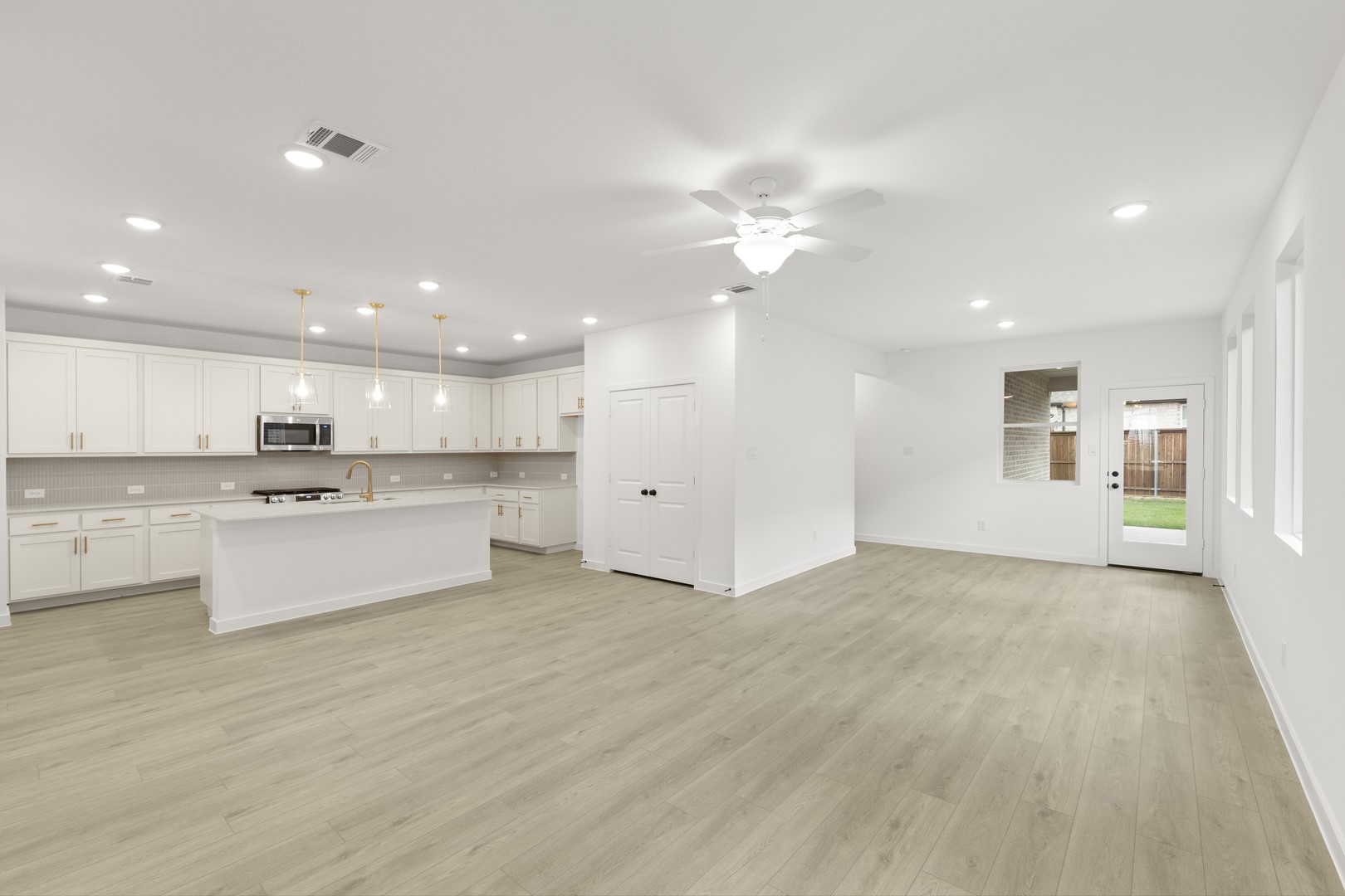 14157 Harden Street Pilot Point TX 76258