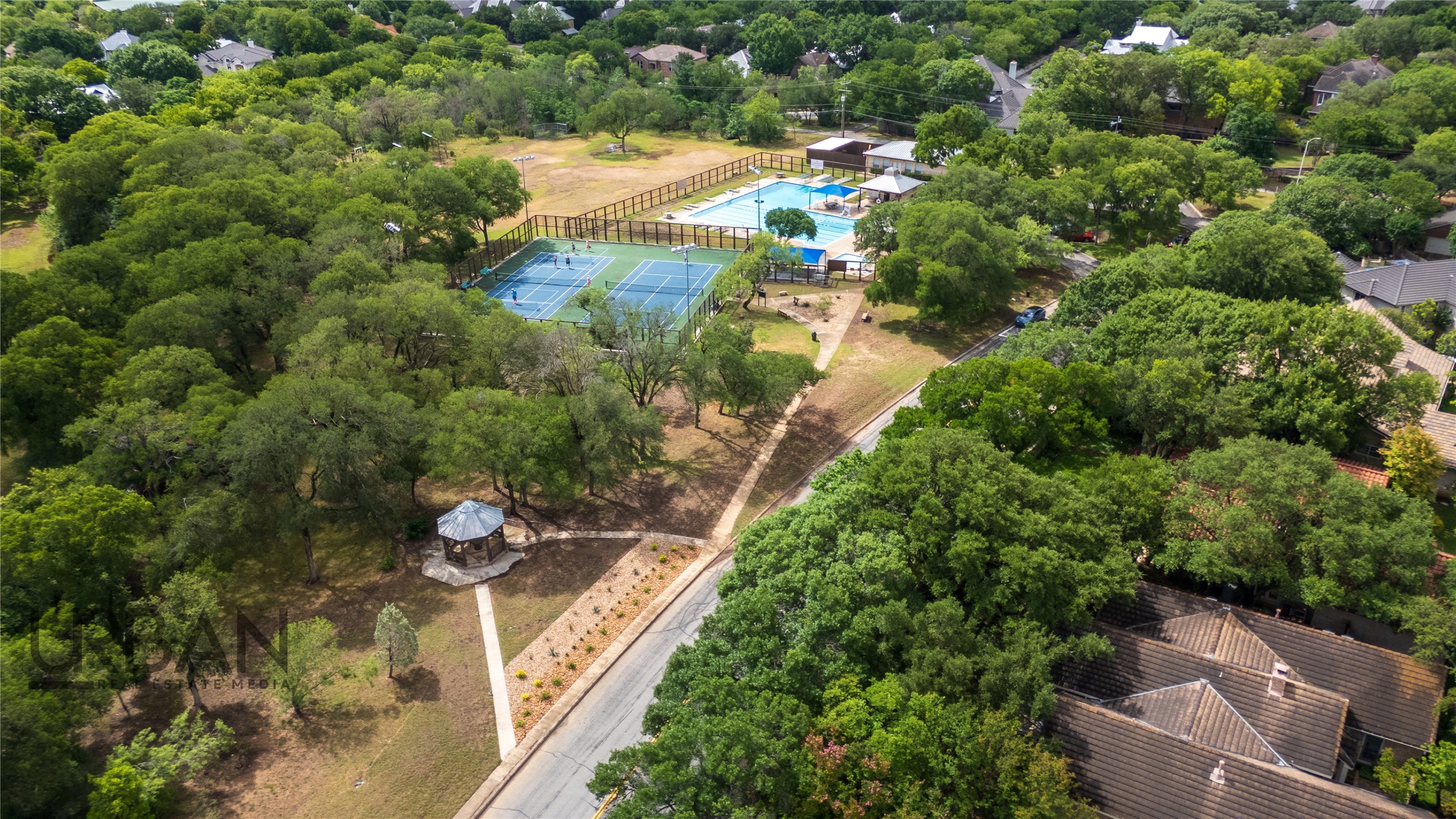 16 Cheshire Court San Antonio TX 78218