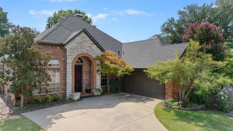 2108 Birdwood Circle Corinth TX 76210
