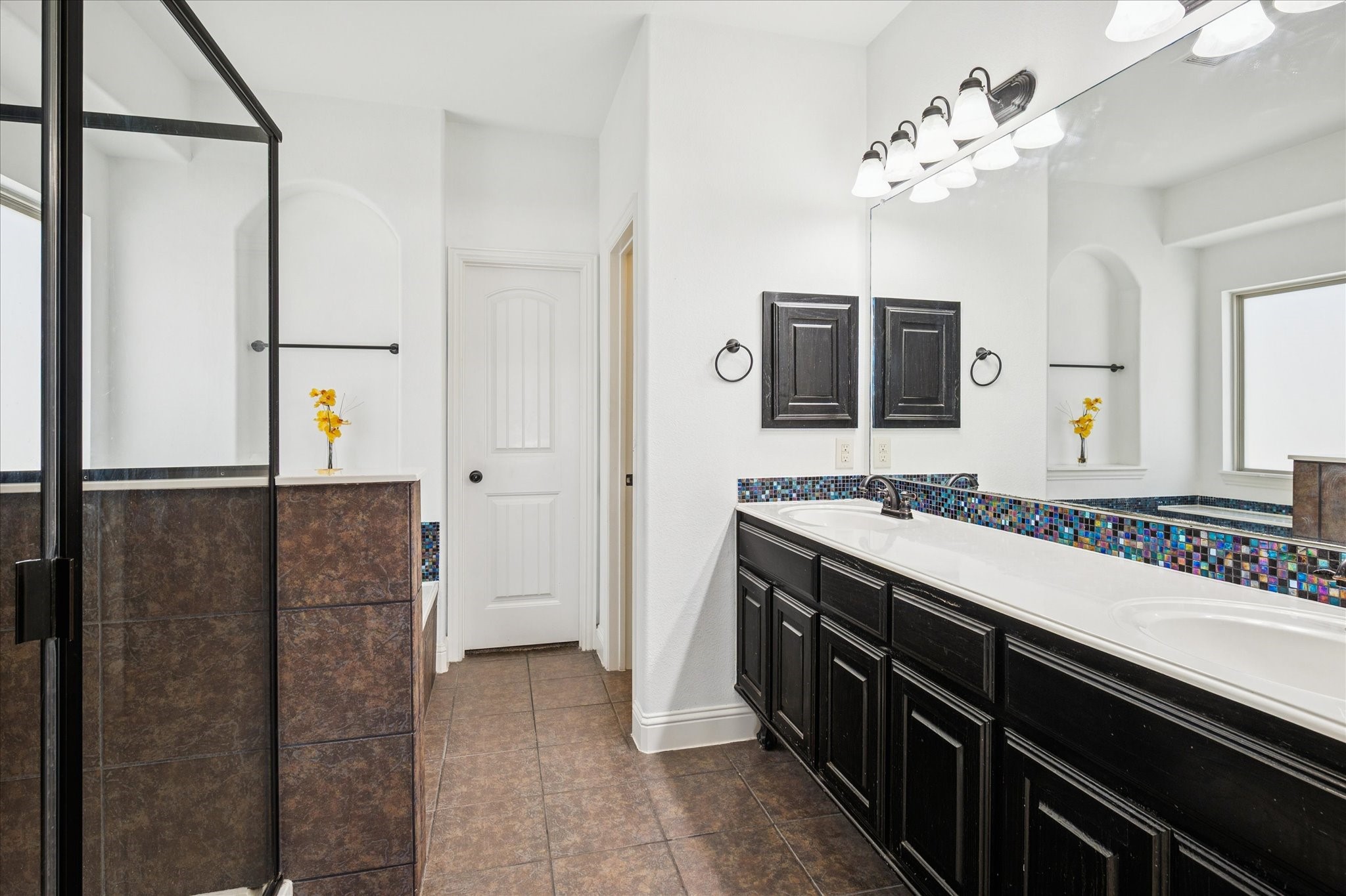 1131 Charleston Lane Savannah TX 76227