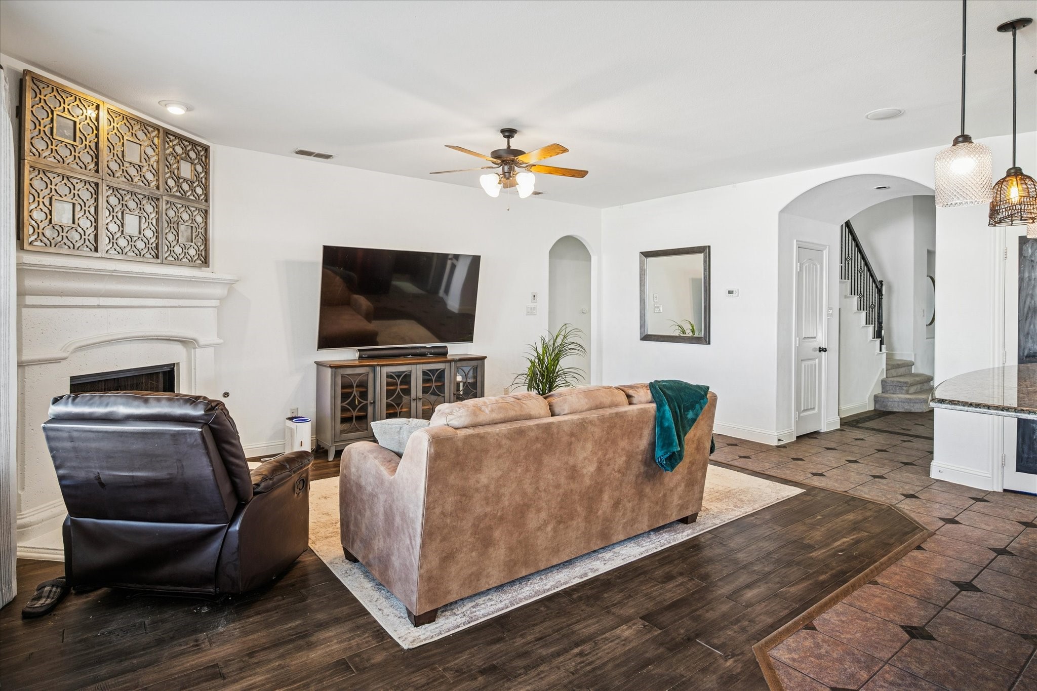 1131 Charleston Lane Savannah TX 76227