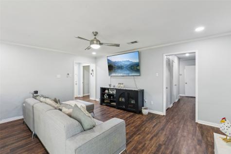 1901 Kris Street Irving TX 75060
