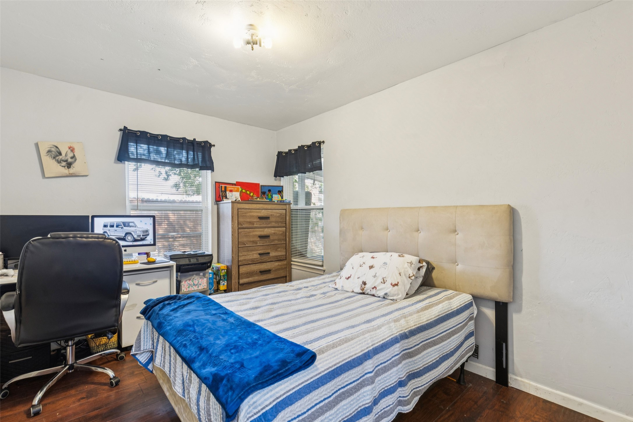 1901 Kris Street Irving TX 75060