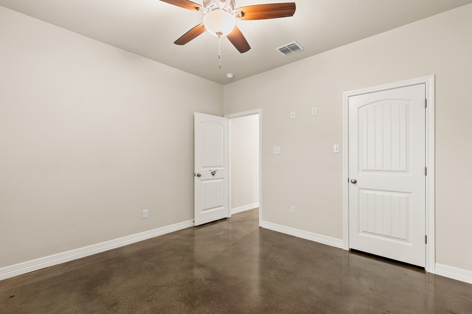 263 E Cougar Lane China Spring TX 76633