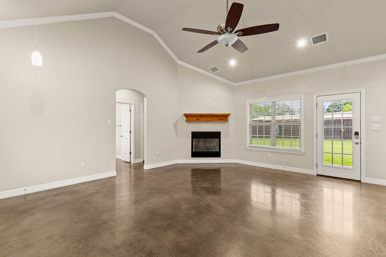 263 E Cougar Lane China Spring TX 76633
