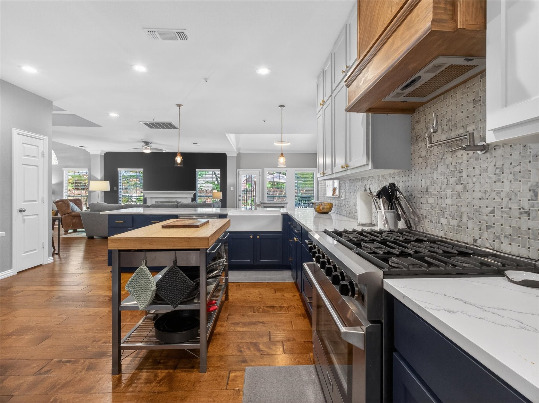 14616 Brookwood Lane Addison TX 75001