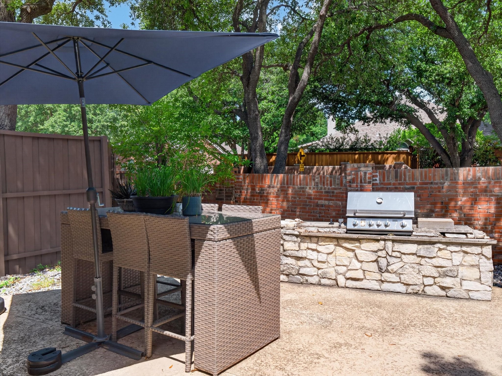 14616 Brookwood Lane Addison TX 75001