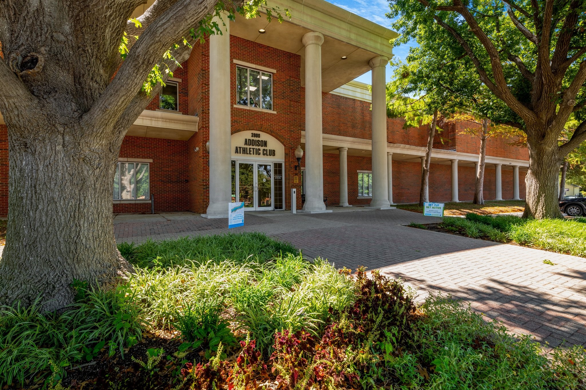 14616 Brookwood Lane Addison TX 75001