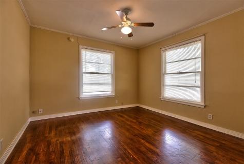 3800 El Campo Avenue Fort Worth TX 76107