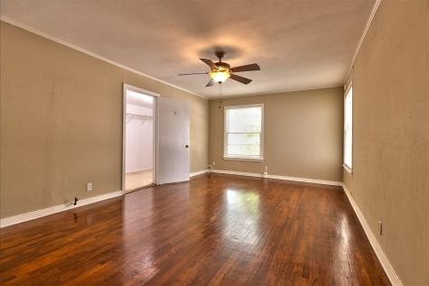 3800 El Campo Avenue Fort Worth TX 76107