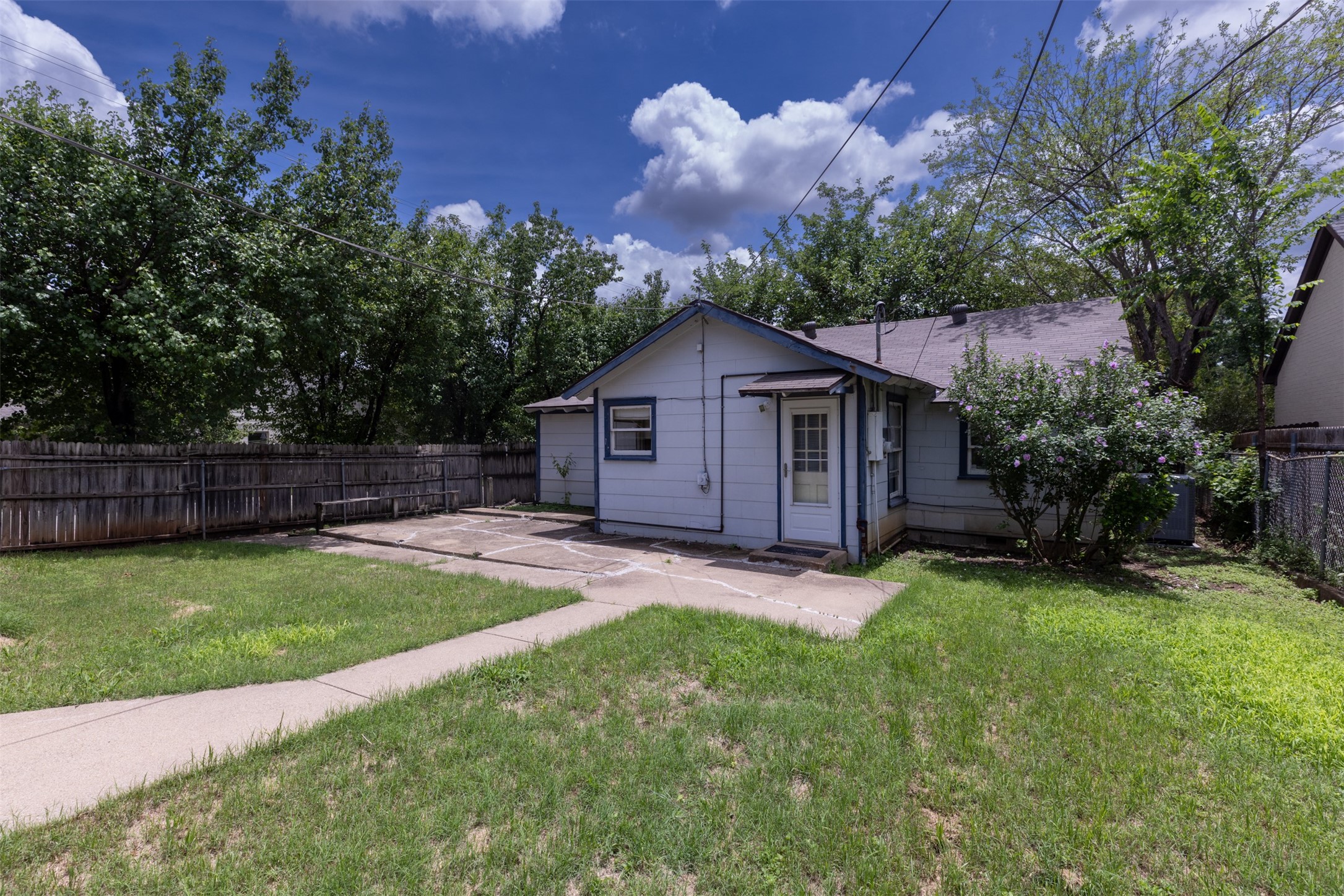 3800 El Campo Avenue Fort Worth TX 76107