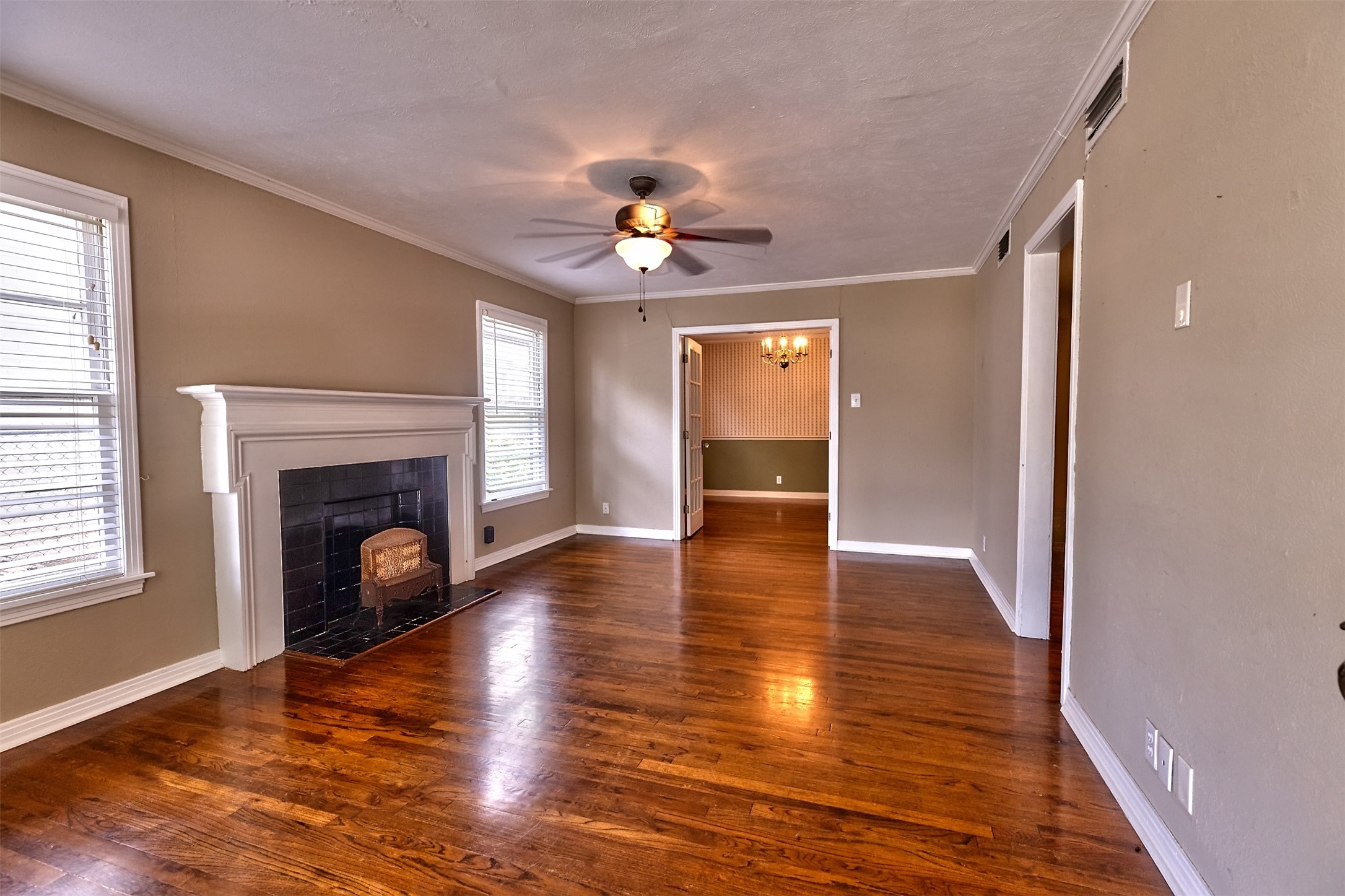 3800 El Campo Avenue Fort Worth TX 76107
