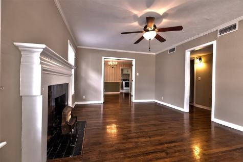 3800 El Campo Avenue Fort Worth TX 76107
