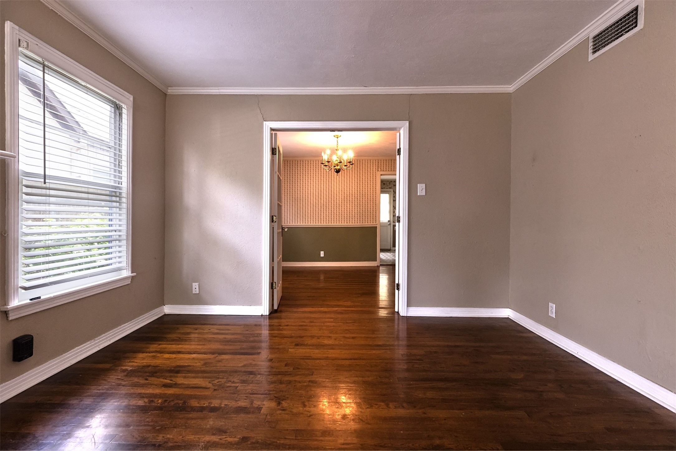 3800 El Campo Avenue Fort Worth TX 76107