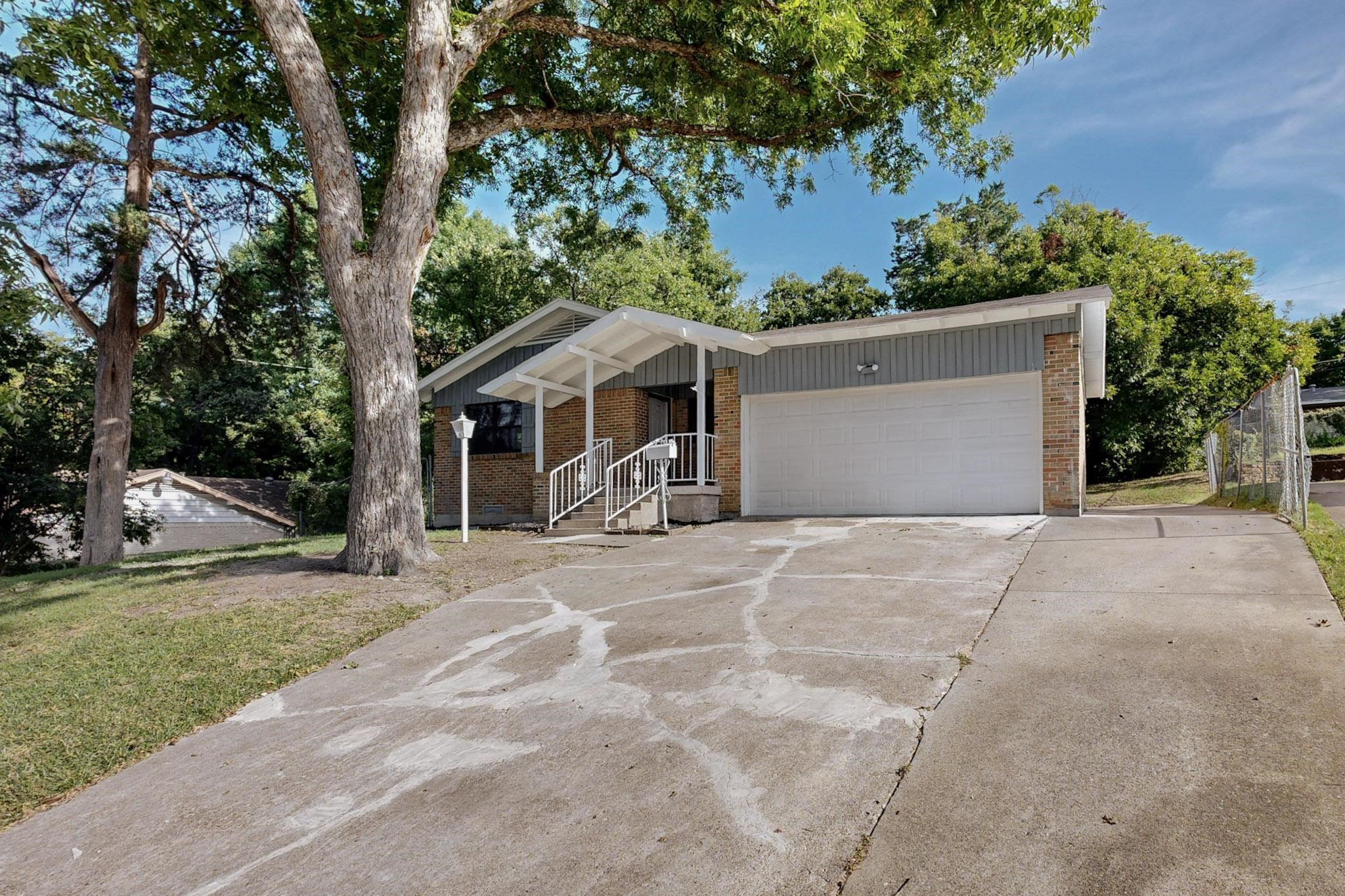 1436 Summertime Lane Dallas TX 75241