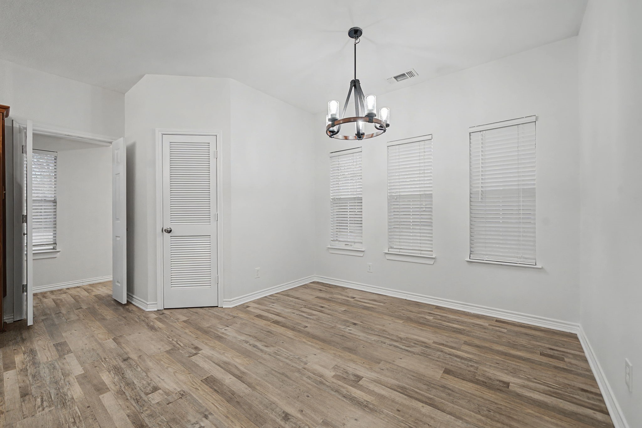 3051 County Road 3312 Greenville TX 75402
