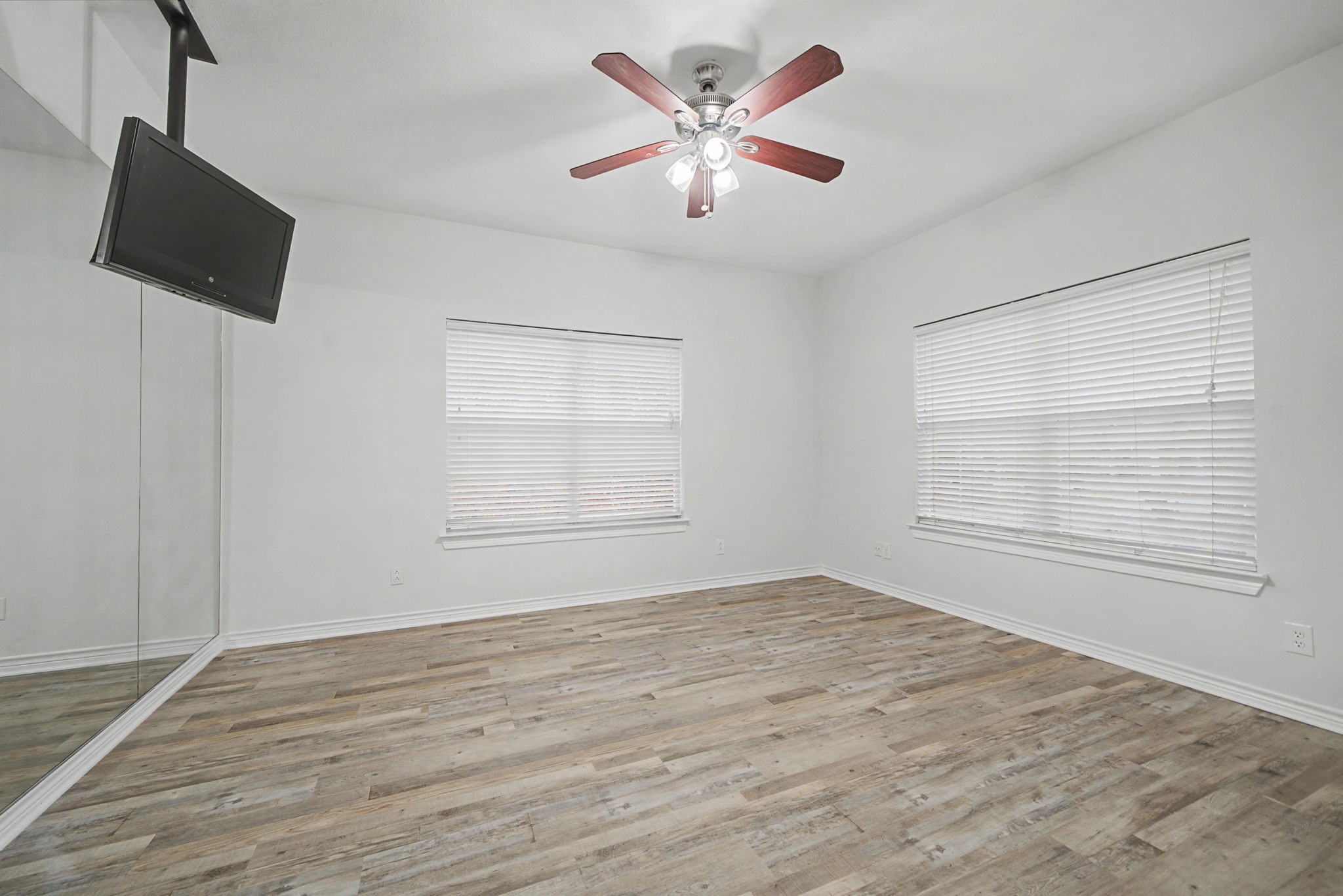 3051 County Road 3312 Greenville TX 75402