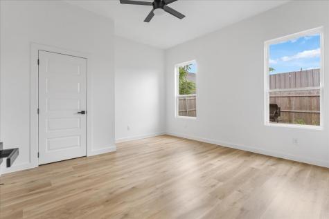 5223 Colonial Avenue Dallas TX 75215