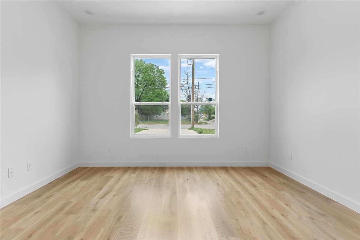 5223 Colonial Avenue Dallas TX 75215