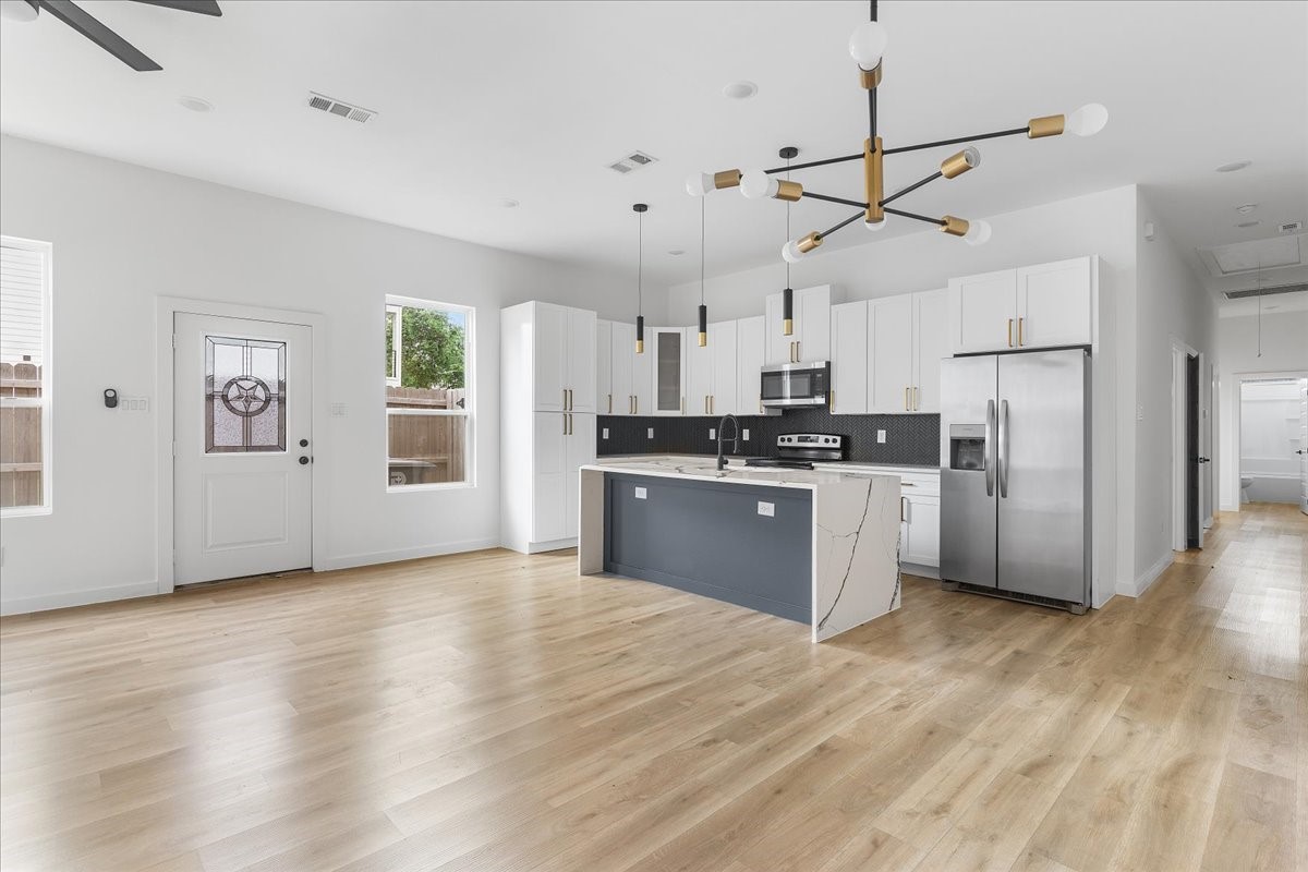 5223 Colonial Avenue Dallas TX 75215