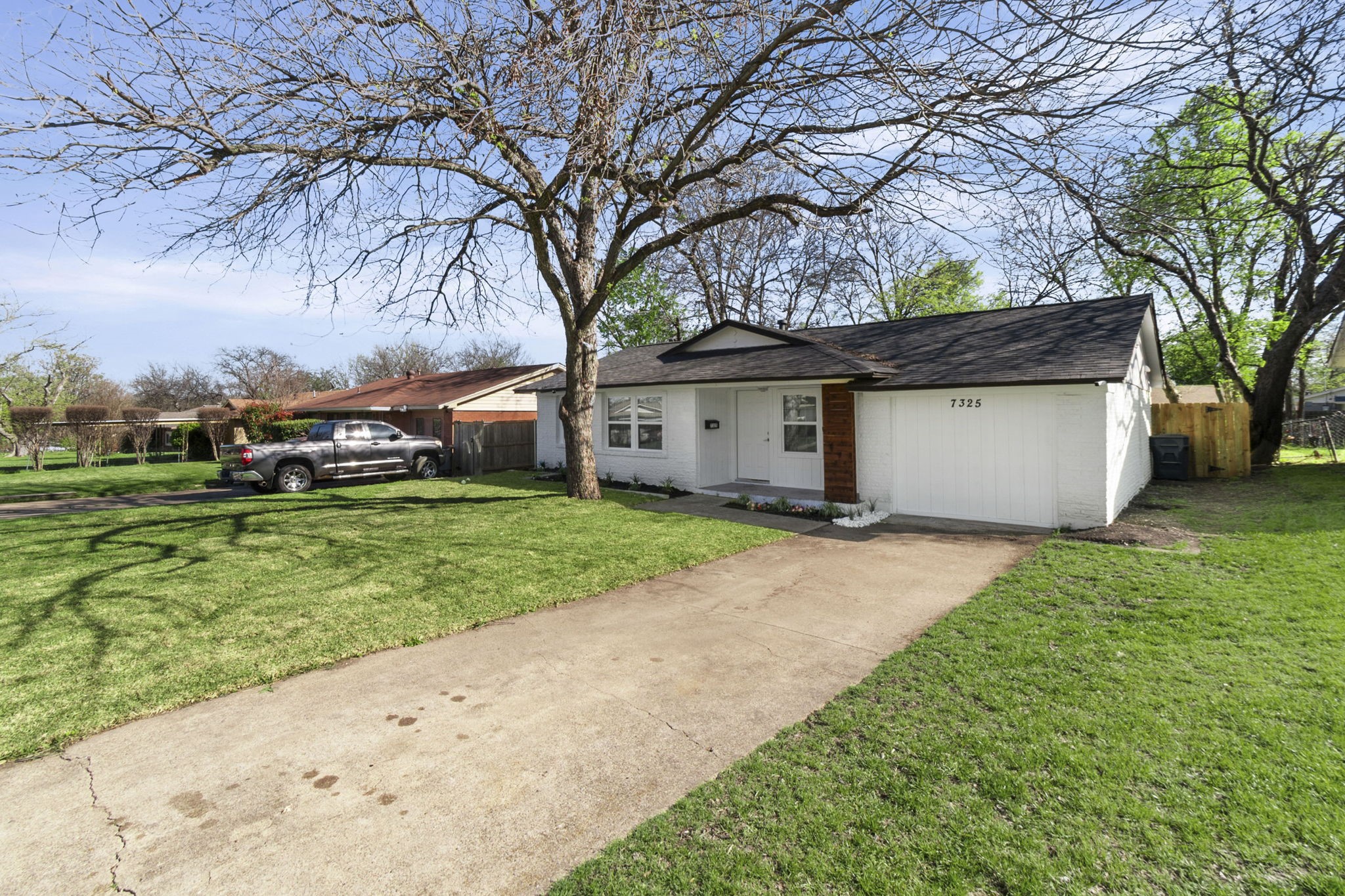 7325 Wilcox Drive Dallas TX 75232