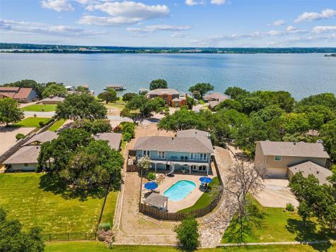 4118 Crescent Drive Granbury TX 76049