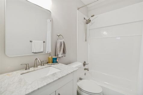 1023 Mount Auburn Avenue Dallas TX 75223