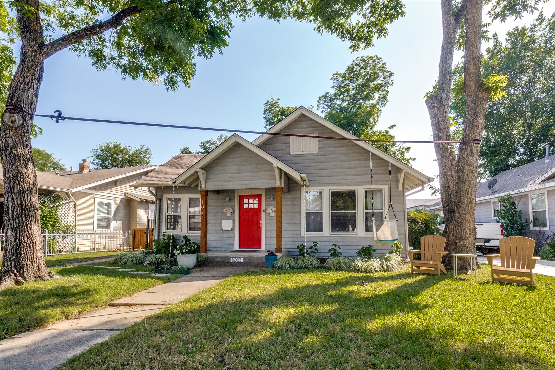 1023 Mount Auburn Avenue Dallas TX 75223