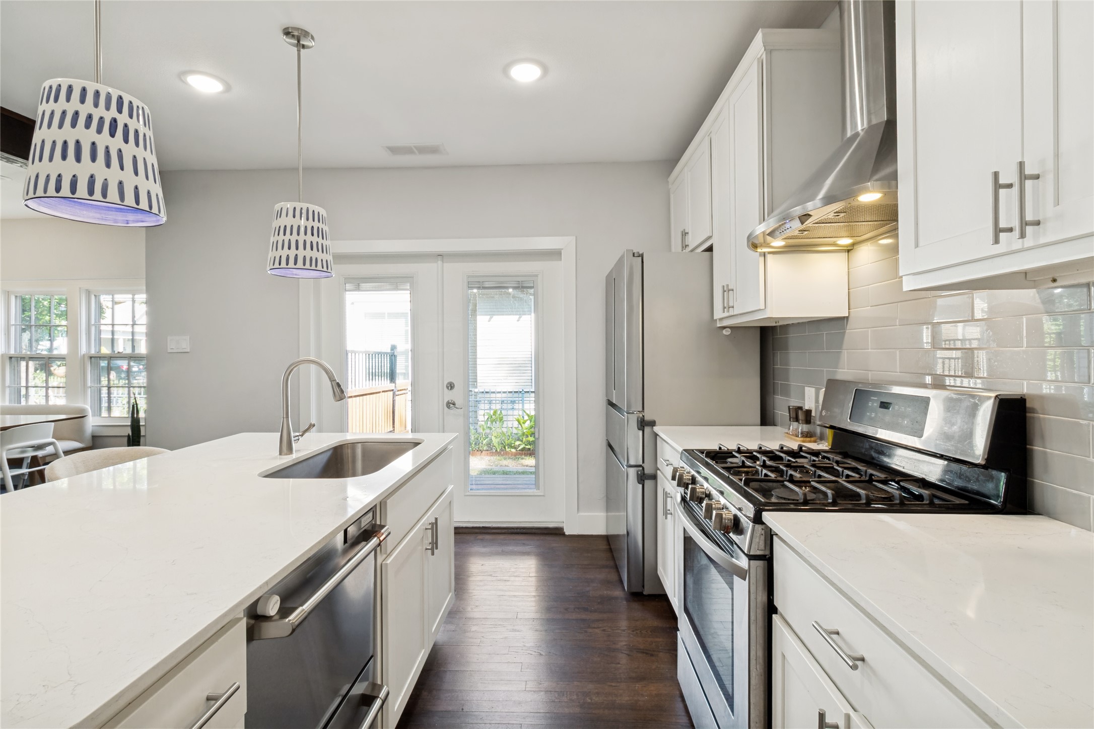 1023 Mount Auburn Avenue Dallas TX 75223