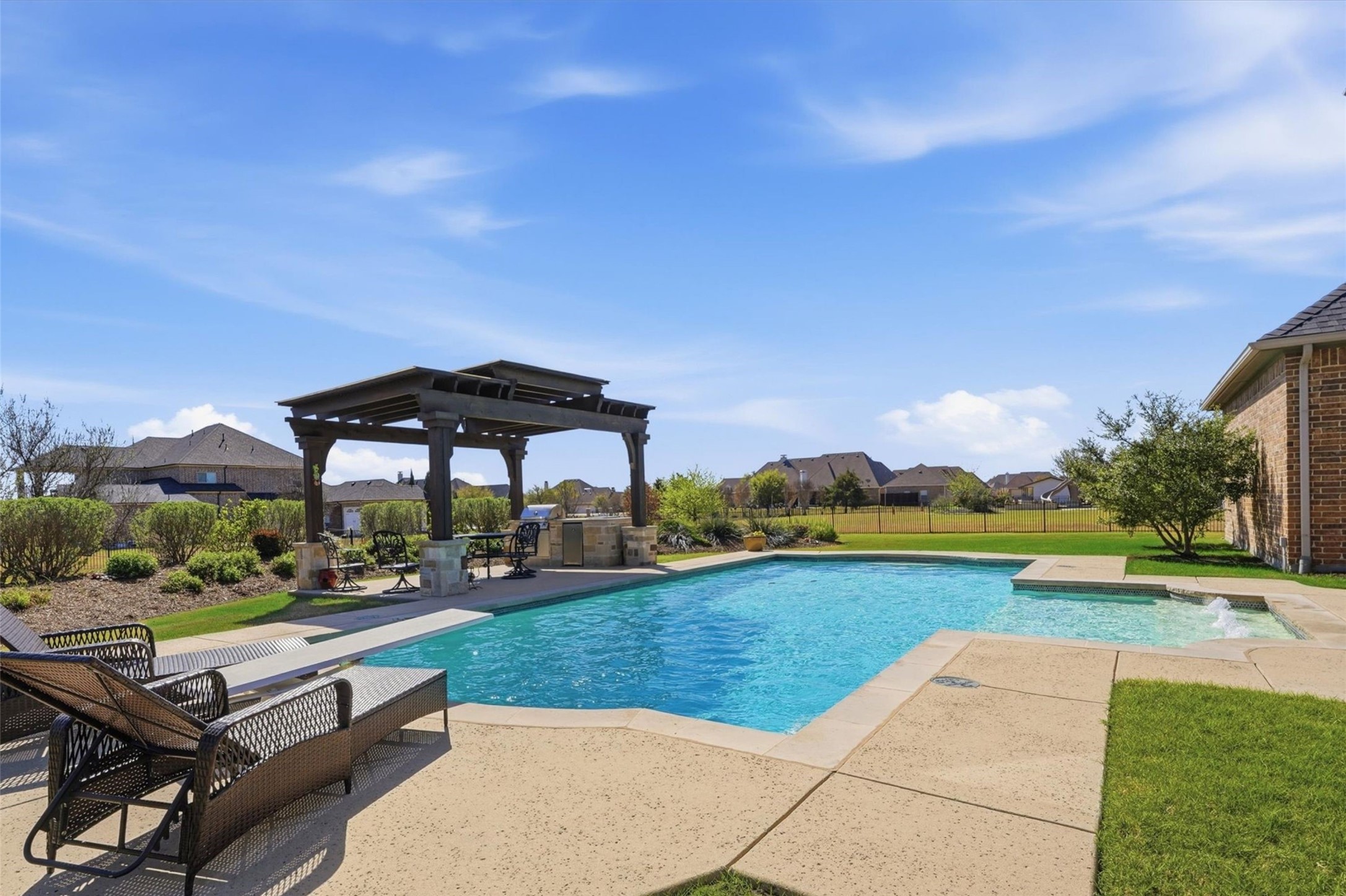 820 Maplewood Lane Lucas TX 75002