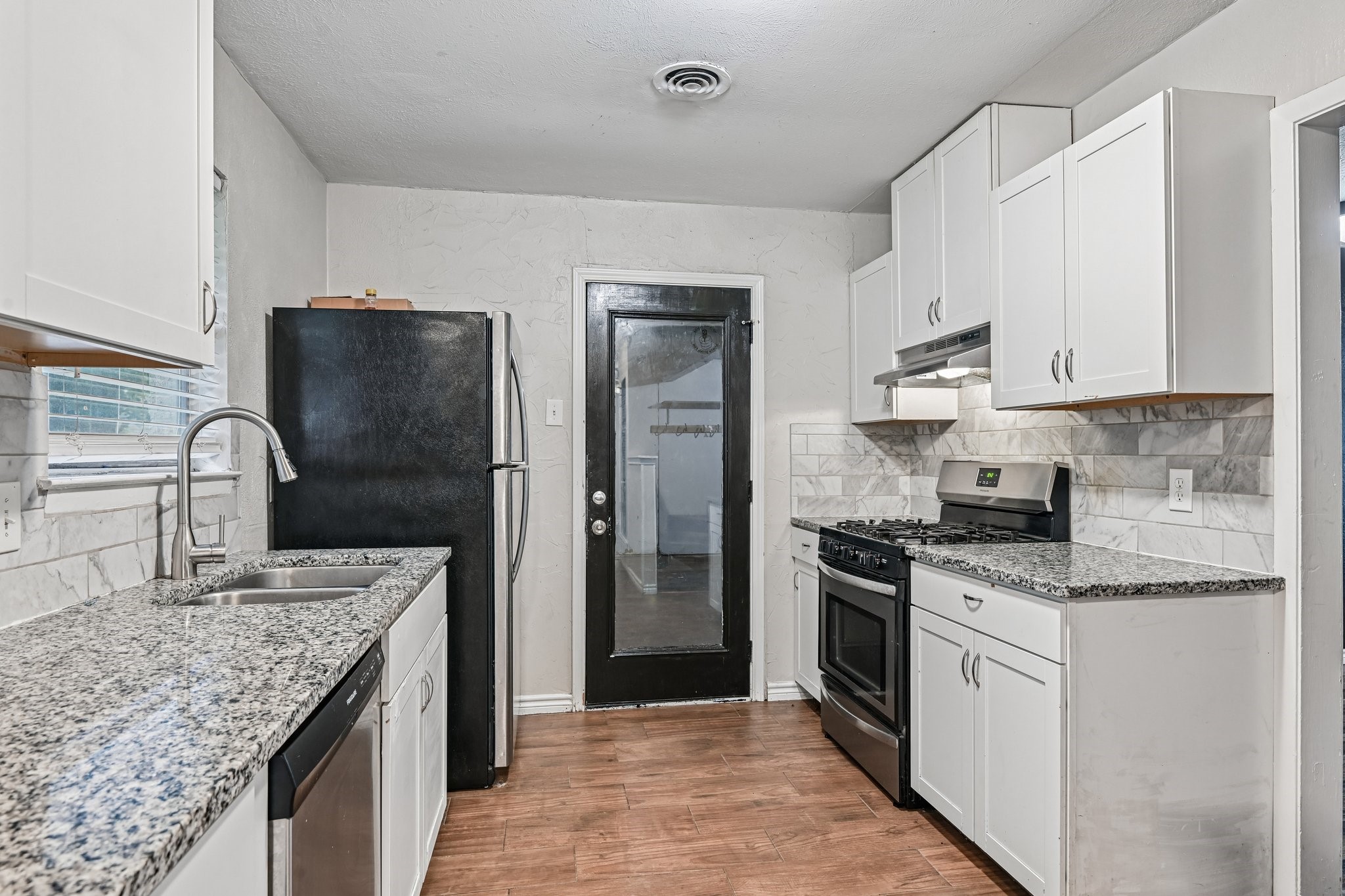 6324 Scotsdale Drive Forest Hill TX 76119