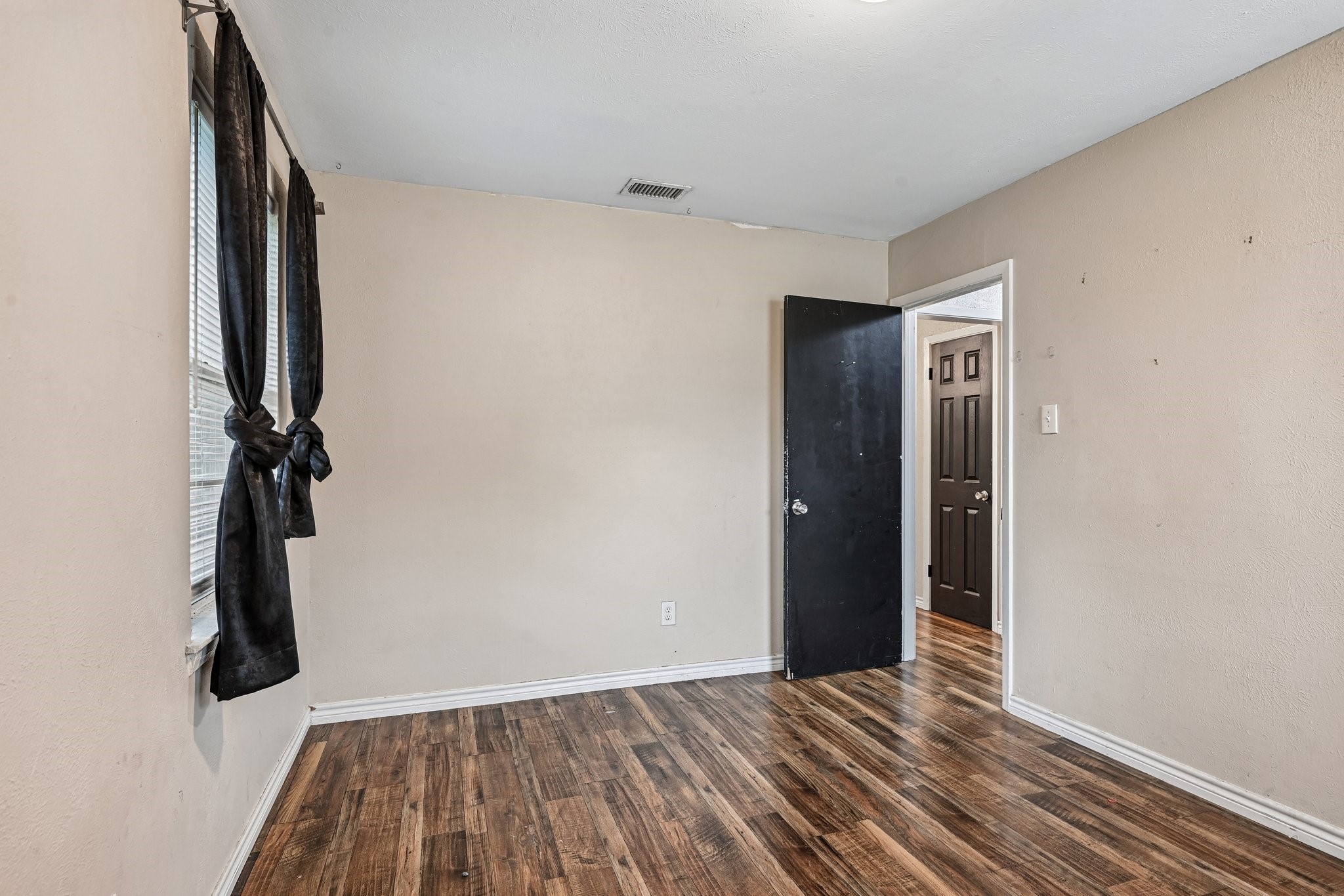 6324 Scotsdale Drive Forest Hill TX 76119