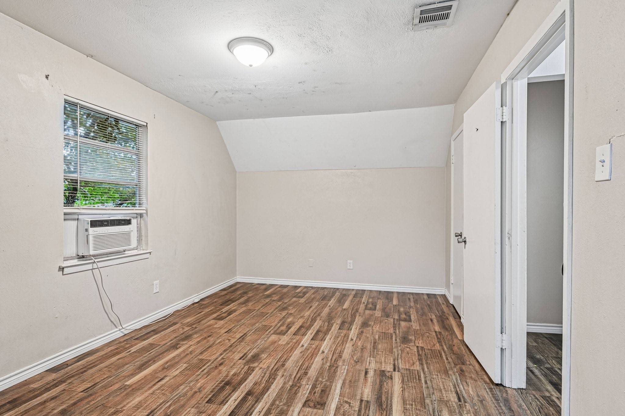 6324 Scotsdale Drive Forest Hill TX 76119