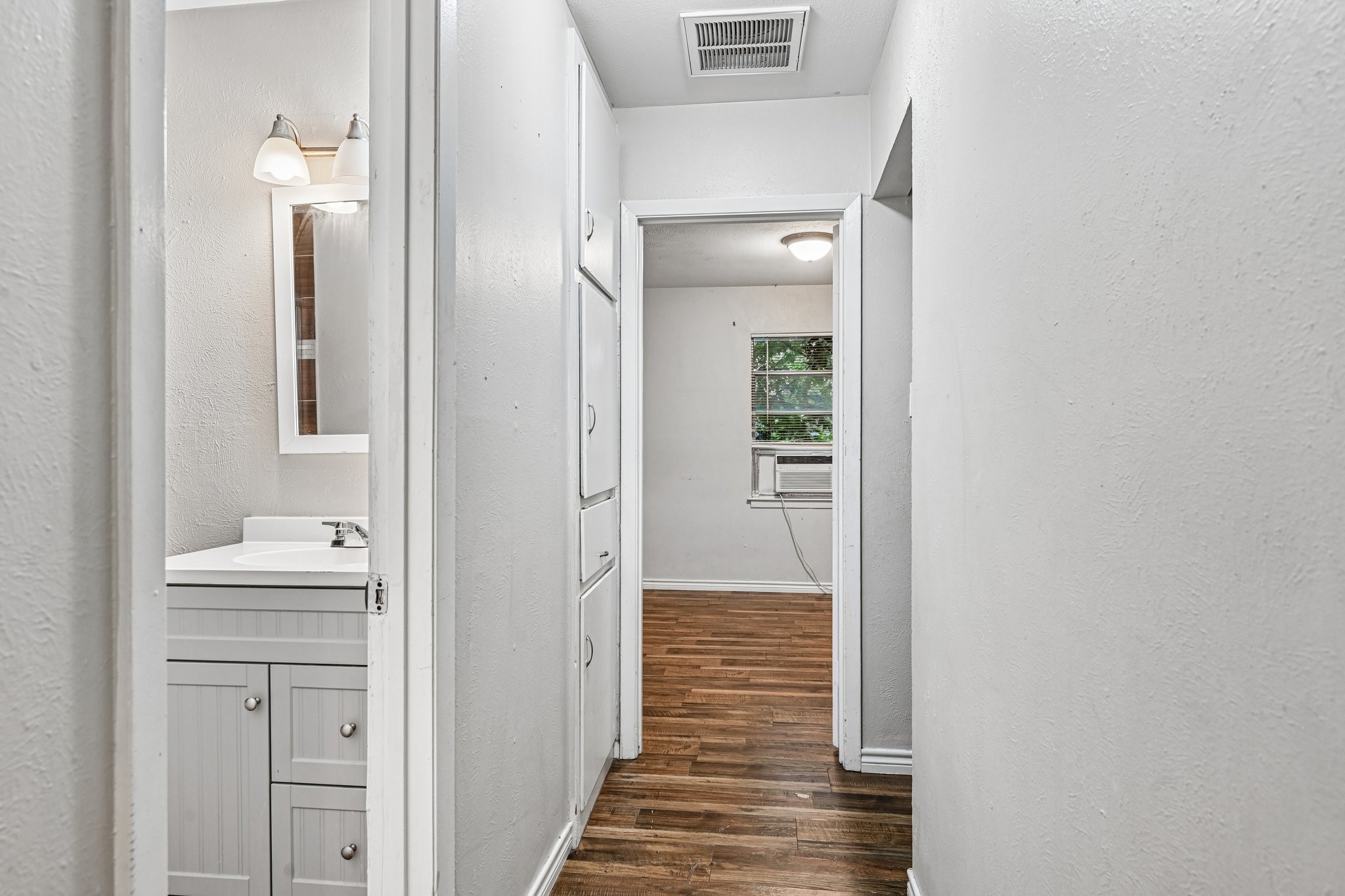 6324 Scotsdale Drive Forest Hill TX 76119