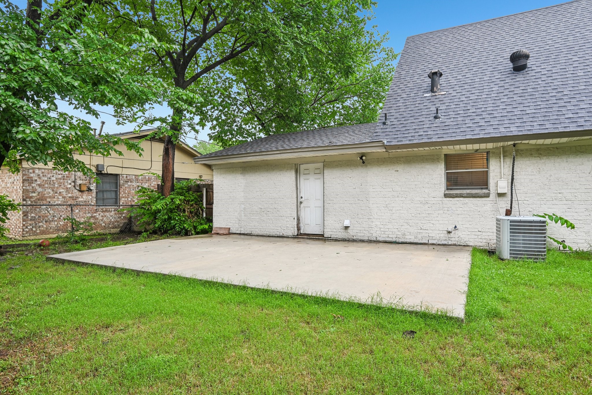 6324 Scotsdale Drive Forest Hill TX 76119