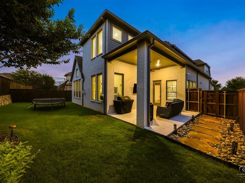 688 Bannerdale Boulevard Frisco TX 75036