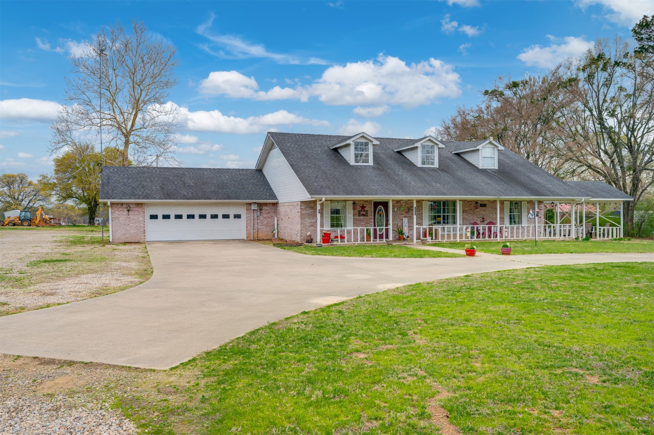 1876 Fm 906 E Powderly TX 75473