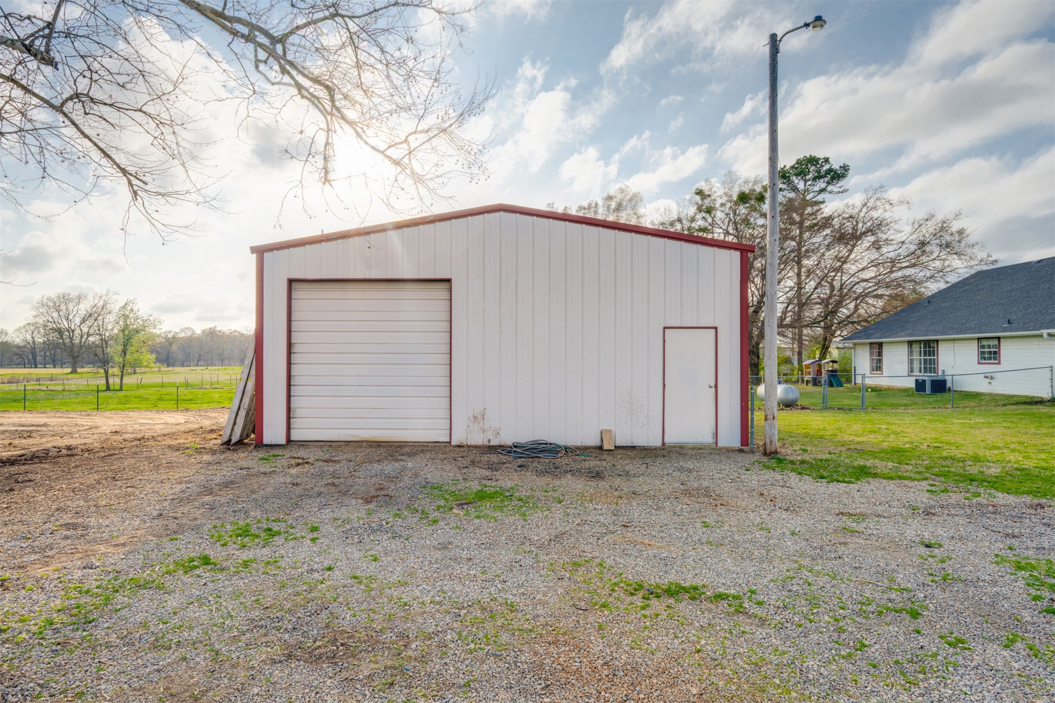 1876 Fm 906 E Powderly TX 75473