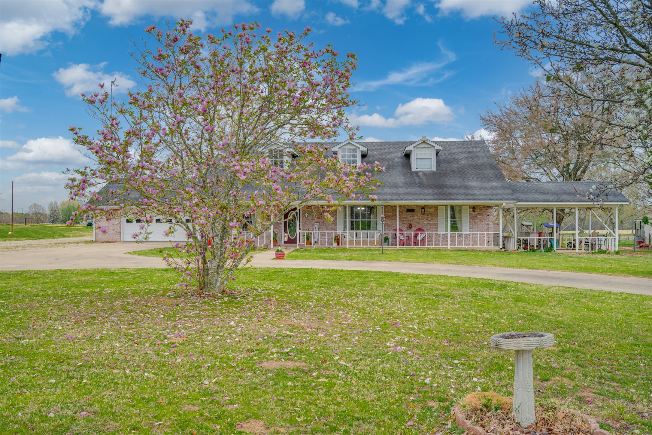 1876 Fm 906 E Powderly TX 75473