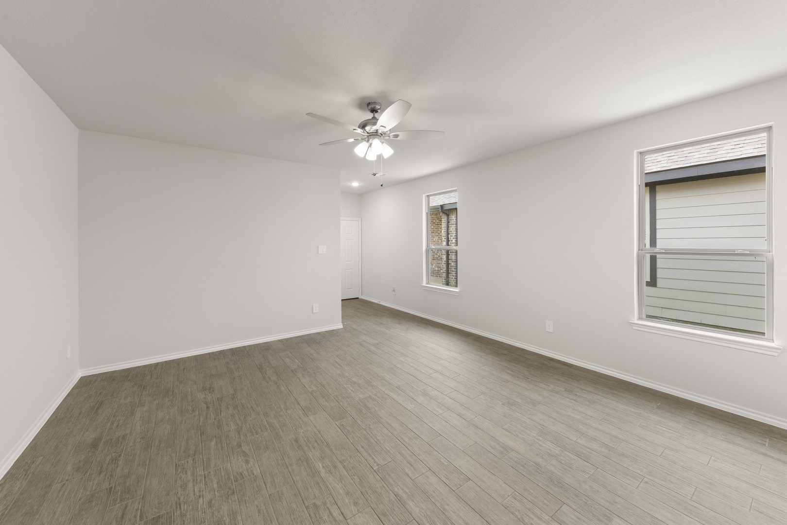 1708 Elle Lane Aubrey TX 76227